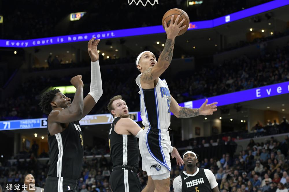 们的反应褒 们的反应褒