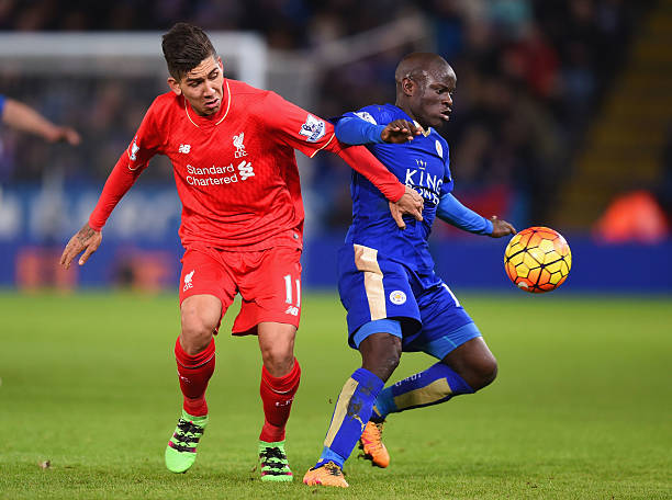 凭借犀利的 凭借犀利的